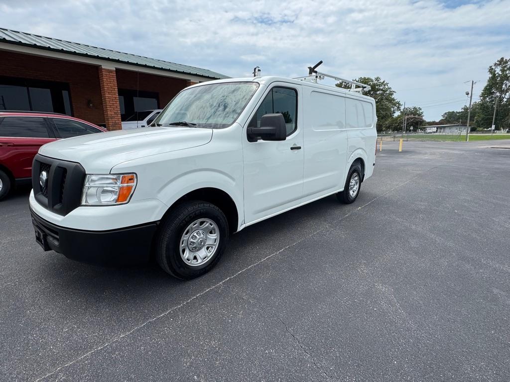 nissan nv cargo 2017 1N6BF0KY2HN803270 image nissan nv cargo 2017 1N6BF0KY2HN803270 image